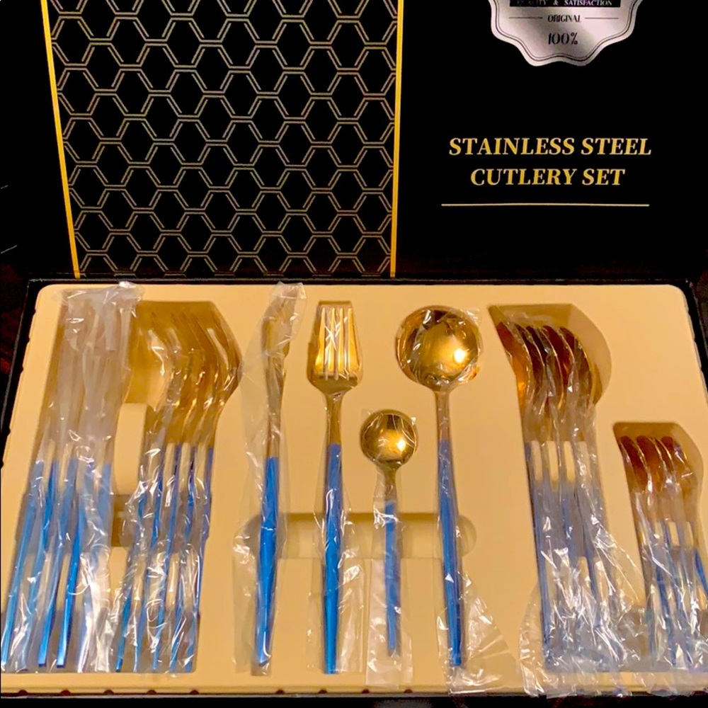 24 pc Stainless steel cutlery